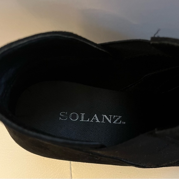 Women’s black faux-suede wedge bootie (size 6-6.5 US) - Picture 5 of 7